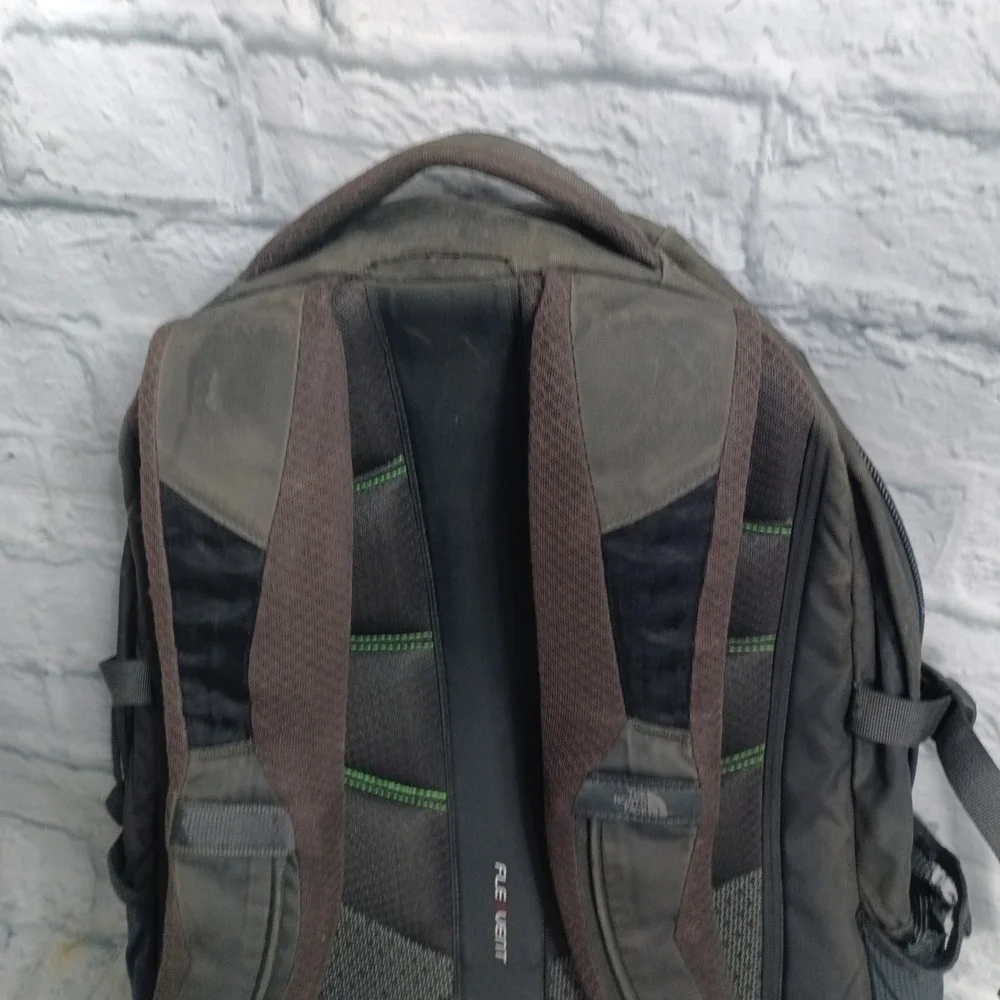 The North Face Borealis Backpack Grey Green Hiking Commuter Bag s9